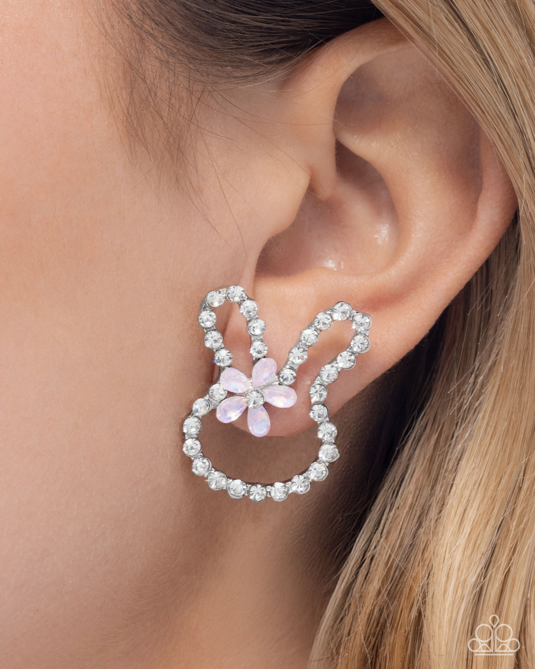 Bunny Backdrop - Pink Post - Paparazzi