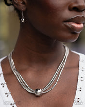 Load image into Gallery viewer, Magnificent Musings - June - Fashion Fix