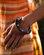 Load image into Gallery viewer, Sunset Sightings - June - Fashion Fix