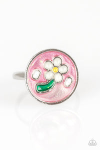 Starlet Shimmer - Painted Flower Ring - Paparazzi