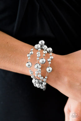 Feeling Fabulous - Silver - Paparazzi