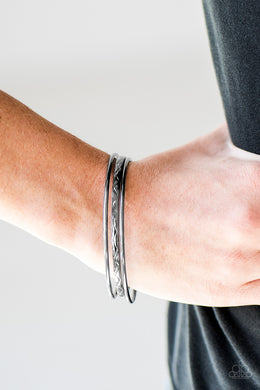 Metro Maverick - Black