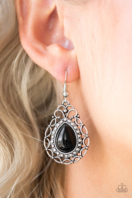 Flirty Finesse - Black - Paparazzi