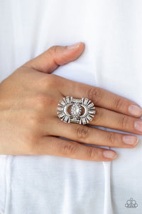 Deco Diva - White - Paparazzi