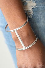 Load image into Gallery viewer, Diamond Deity - White - Paparazzi Accessories