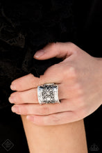Load image into Gallery viewer, Glimpses of Malibu - Complete Set - December 2020 - Paparazzi