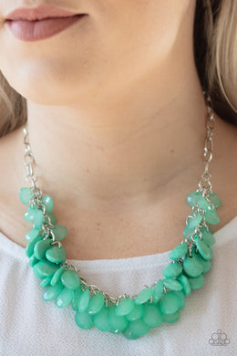 Colorfully Clustered - Green - Paparazzi