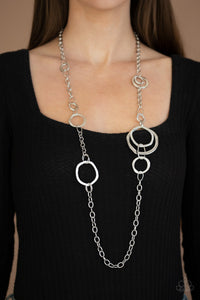 Amped Up Metallics - Silver - Paparazzi
