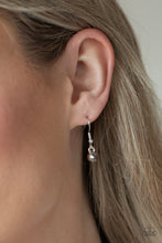 Load image into Gallery viewer, Empire State Elegance - Black - Paparazzi