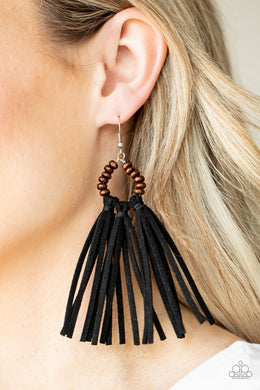 Easy To PerSUEDE - Black - Paparazzi