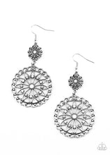 Load image into Gallery viewer, Beaded Brilliance - White - Paparazzi