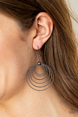 Elliptical Elegance - Black - Paparazzi