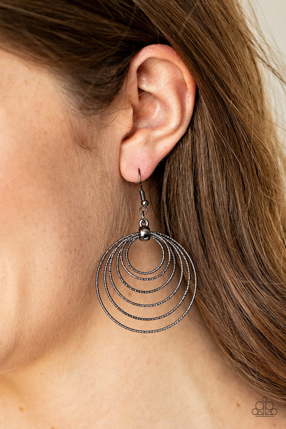 Elliptical Elegance - Black - Paparazzi