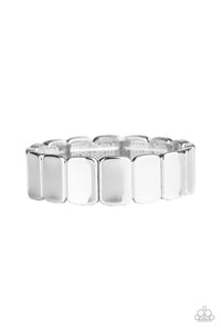 Retro Effect - Silver - Paparazzi