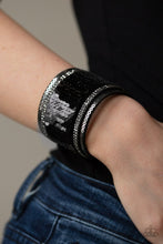 Load image into Gallery viewer, Heads Or MERMAID Tails - Black / Silver - Paparazzi