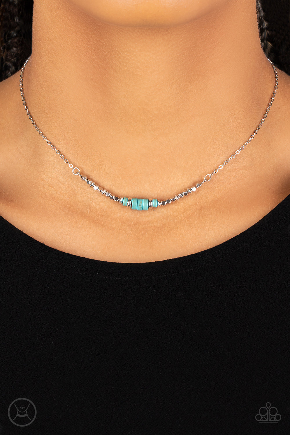 Retro Rejuvenation - Blue Choker - Paparazzi