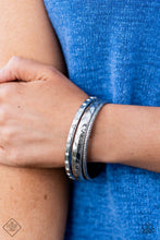 Load image into Gallery viewer, Confidently Curvaceous- White - Paparazzi