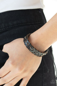 Rugged Rancher - Black - Paparazzi -